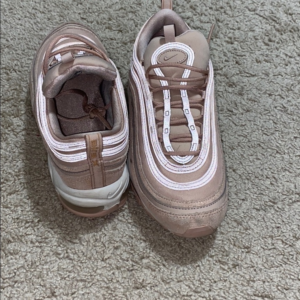 Nike air max